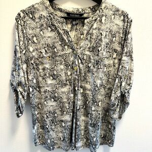 Ellen Tracy Top in size L